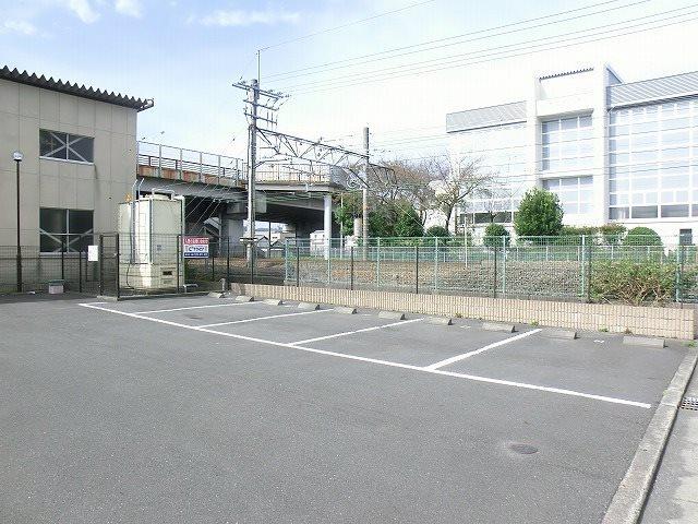藤枝市青葉町マンション 駐車場