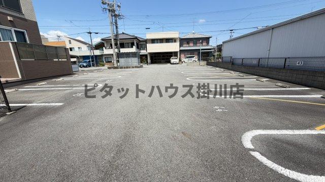 掛川市掛川マンション 駐車場