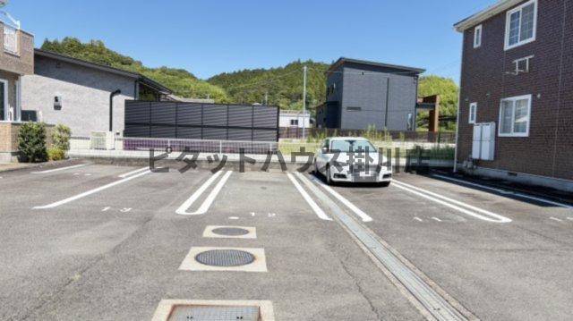 掛川市上西郷アパート 駐車場