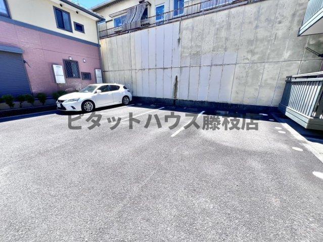 藤枝市駅前アパート 駐車場