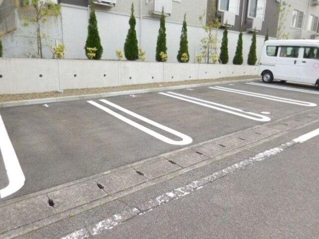 藤枝市南駿河台アパート 駐車場