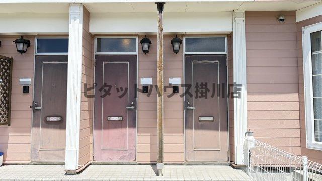 掛川市沖之須アパート エントランス