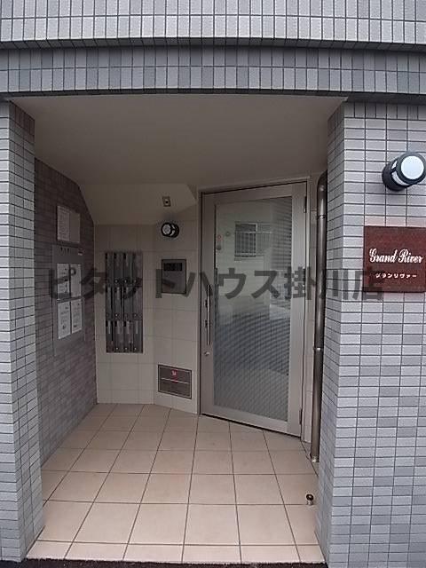 菊川市吉沢アパート エントランス
