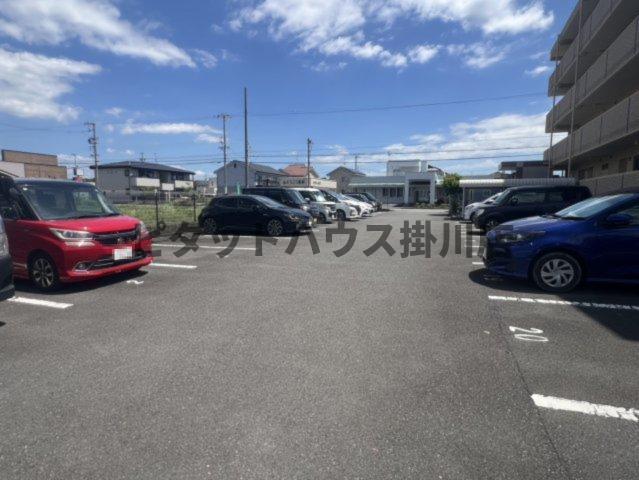 菊川市加茂アパート 駐車場
