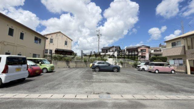 袋井市高尾アパート 駐車場