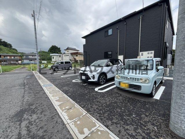 菊川市西方アパート 駐車場