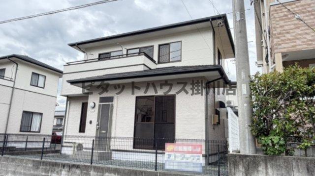 掛川市杉谷一戸建 エントランス