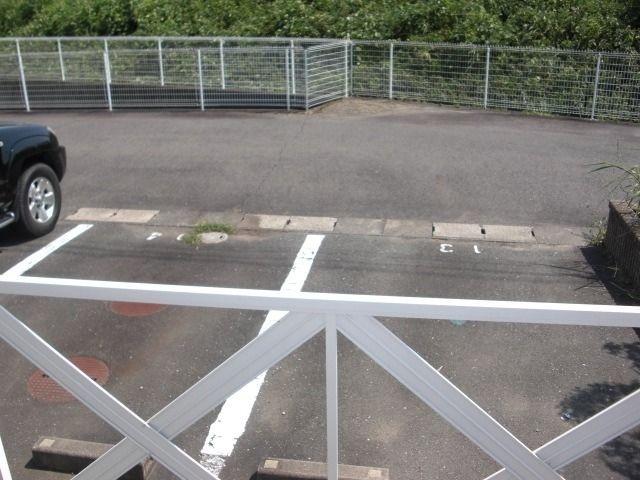 掛川市高田アパート 駐車場