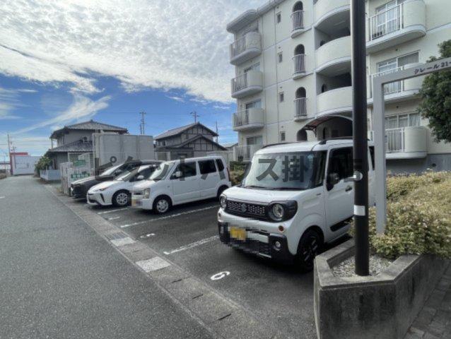 磐田市上本郷アパート 駐車場