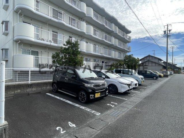 磐田市上本郷アパート 駐車場