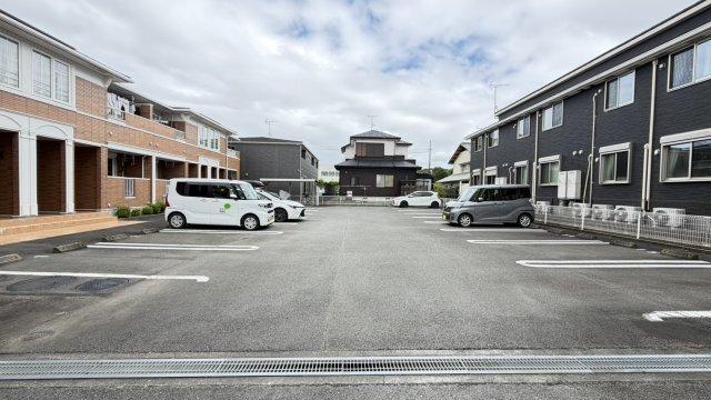 菊川市加茂アパート 駐車場