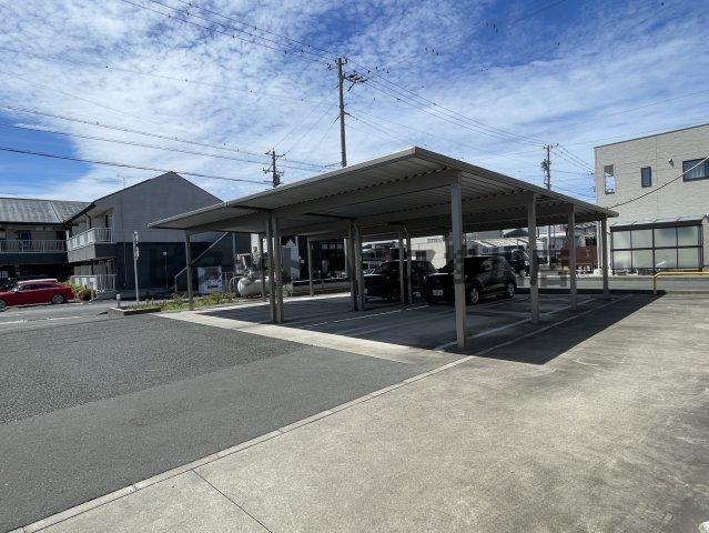 磐田市上大之郷アパート 駐車場