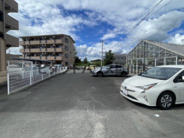 周智郡森町中川マンション 駐車場