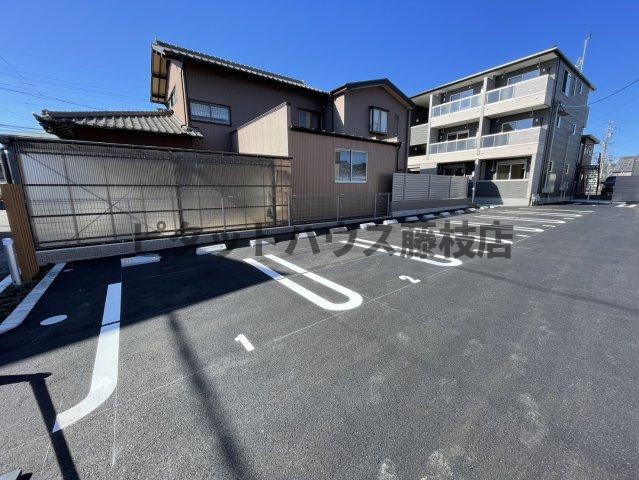 藤枝市茶町アパート 駐車場