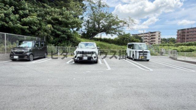 掛川市高御所アパート 駐車場