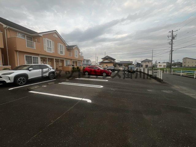 掛川市三俣アパート 駐車場