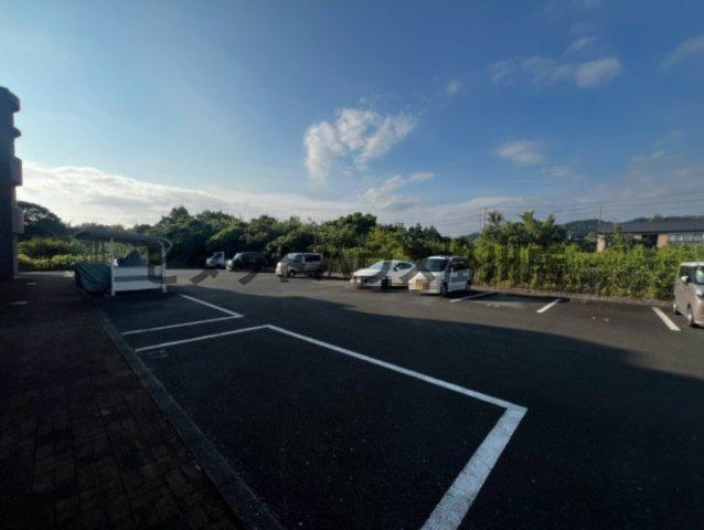 掛川市大渕マンション 駐車場