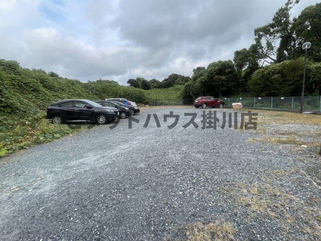 袋井市諸井アパート 駐車場