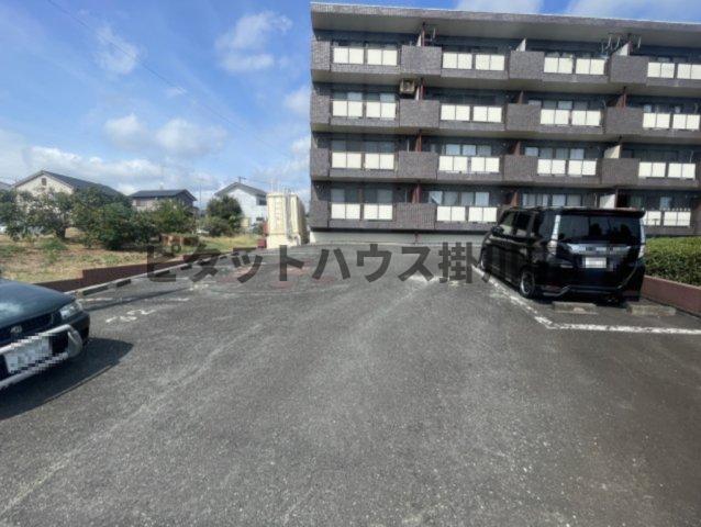 袋井市浅羽アパート 駐車場