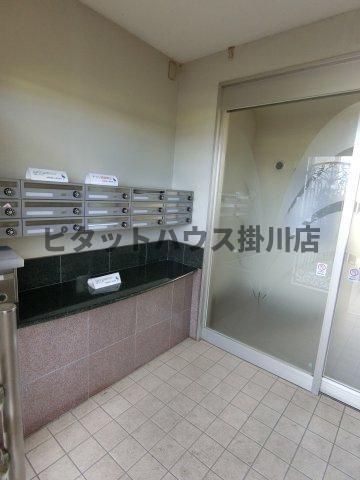 菊川市下平川マンション エントランス