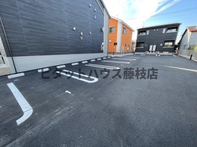焼津市小川新町アパート 駐車場