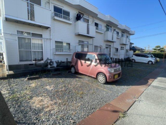 袋井市浅名アパート 駐車場