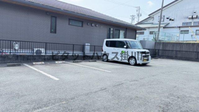磐田市見付アパート 駐車場