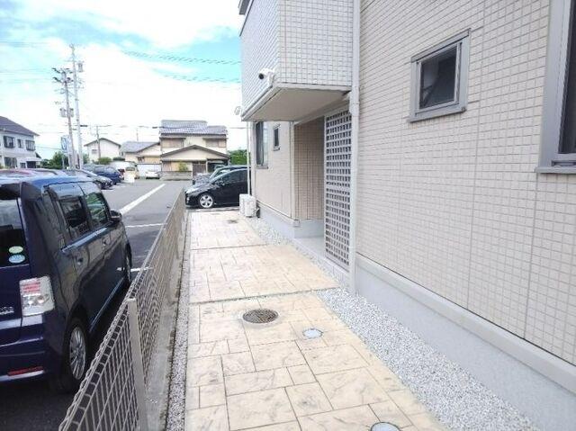菊川市下平川アパート エントランス