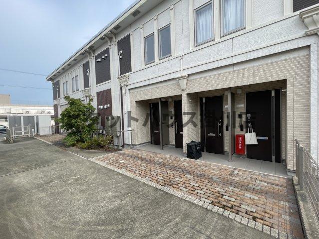 磐田市上岡田アパート エントランス