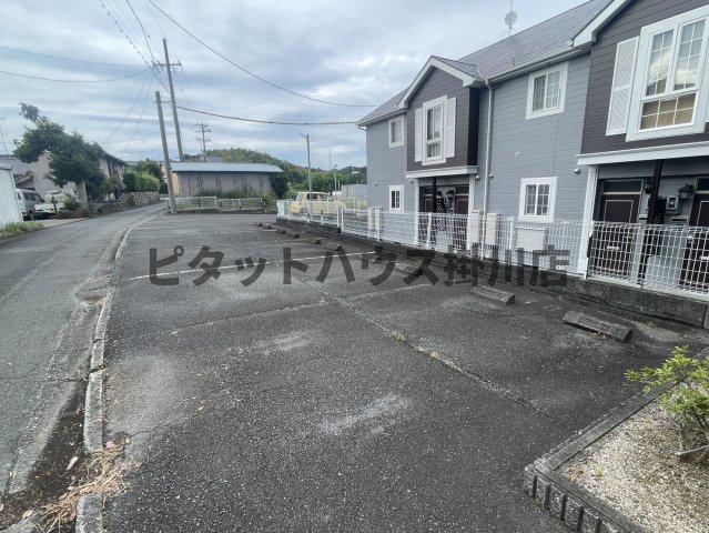 袋井市浅名アパート 駐車場