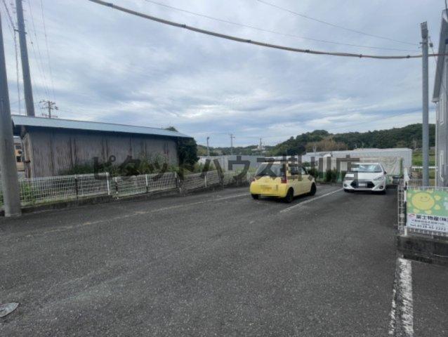 袋井市浅名アパート 駐車場