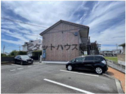 榛原郡吉田町片岡アパート 駐車場