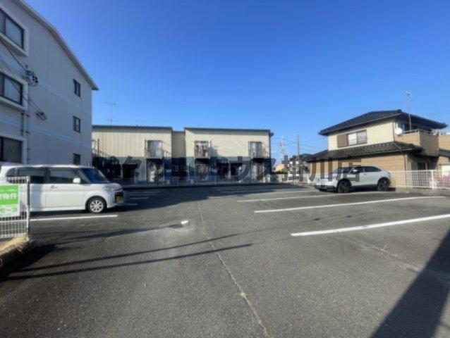 磐田市二之宮マンション 駐車場