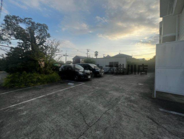 袋井市浅名アパート 駐車場