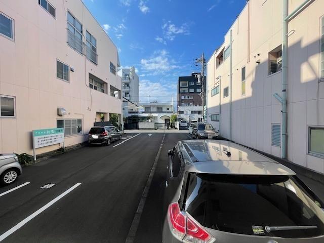 焼津市栄町マンション 駐車場