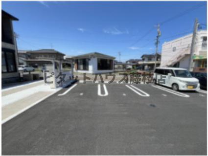 焼津市小川新町アパート 駐車場