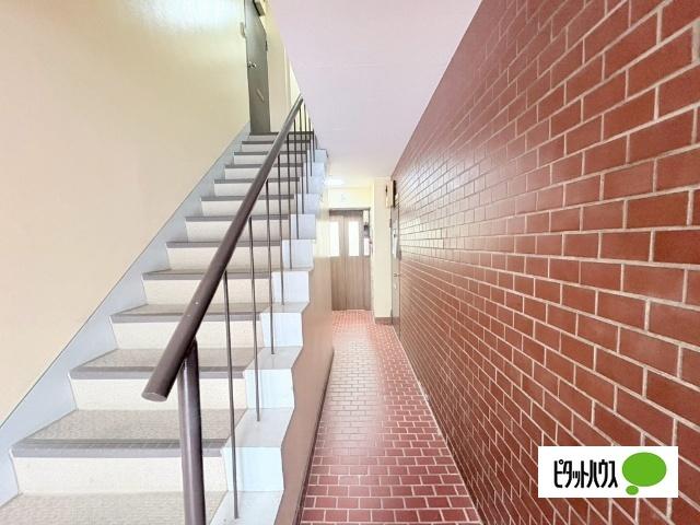 エレベーター完備で上階への移動もスムーズ。日々の暮らしを快適にサポートします。