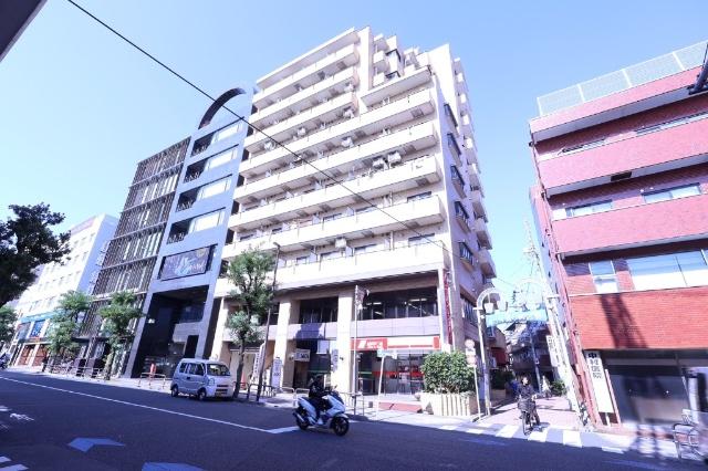 ☆落ち着いた色調の外観が街並みに調和☆