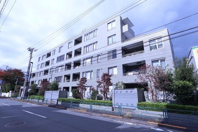 ☆重厚感ある外観が安心と安定を印象づけるマンション☆