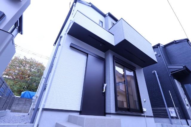 1号棟外観　☆シンプルモダンな外観が美しく、上質な印象を与えます☆