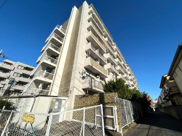 ☆落ち着いた色調の外観が上品な印象を与えます☆