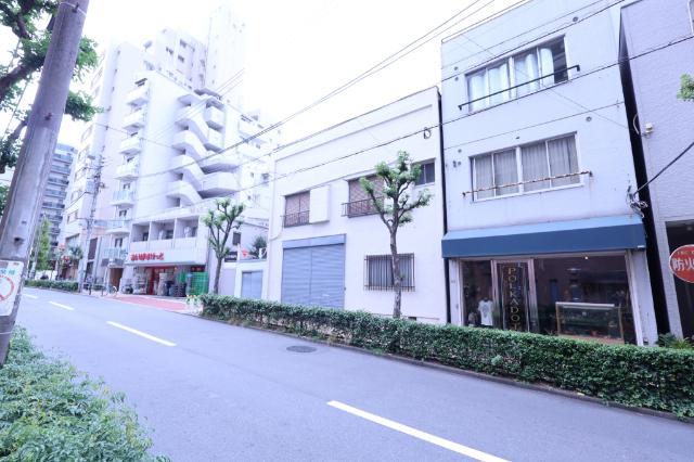 ☆駅から2分の収益物件☆