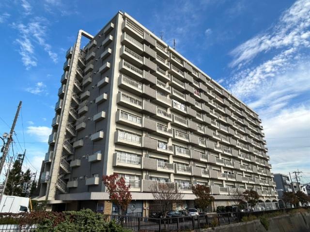 ☆洗練された外観デザインが街並みに調和する佇まい☆