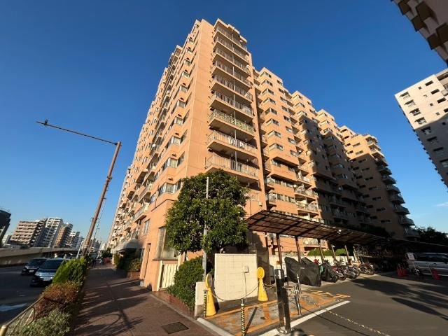 ☆落ち着いた色調の外観が上品な印象を与えます☆