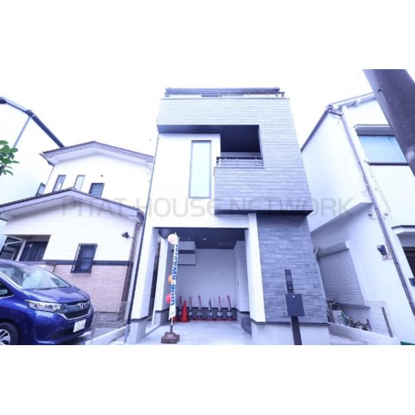 ☆モダンなデザインがひときわ目を引く外観☆