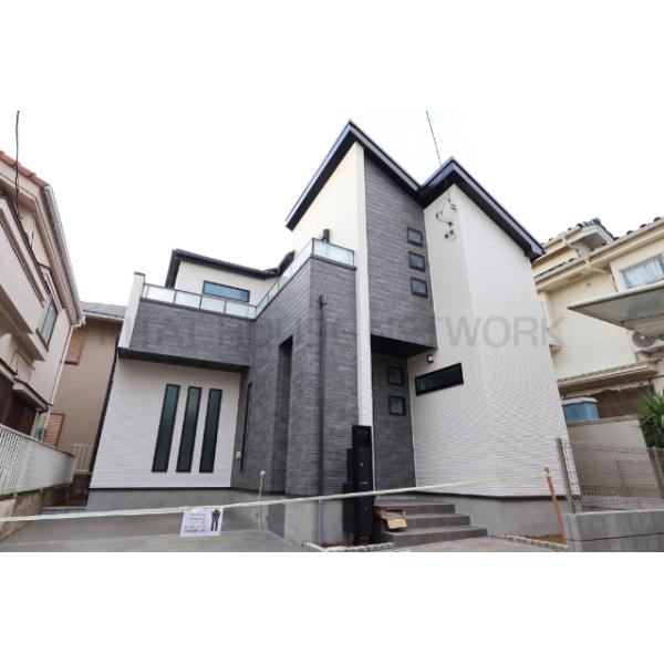 ☆スタイリッシュな外観が街角で映えるデザイン住宅。☆