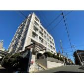 ☆落ち着いた色調の外観が上品な印象を与えます☆