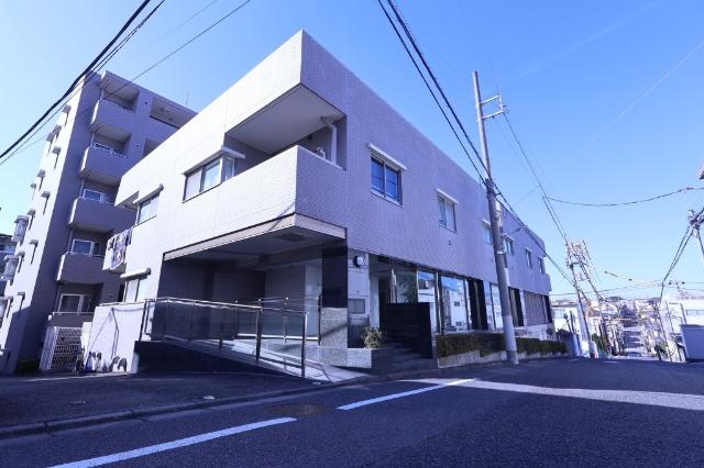 ☆重厚感ある外観が安心と安定を印象づけるマンション☆