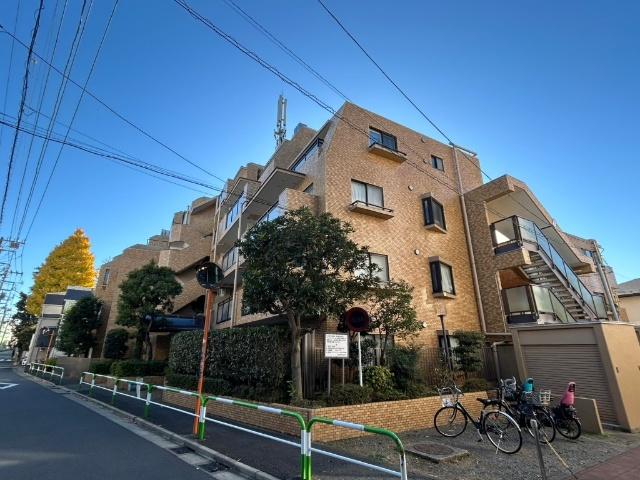 ☆洗練された外観デザインが街並みに調和する佇まい☆