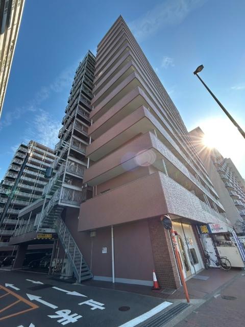 ☆落ち着いた色調の外観が上品な印象を与えます☆